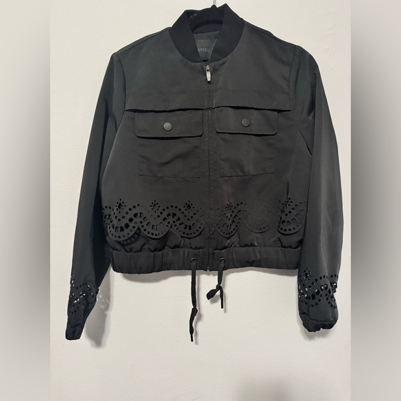 KENDALL & KELIE RICH BLACK LASER CUT BOMBER JACKET LINED POCKETS, SIZE XS - Picture 1 of 5